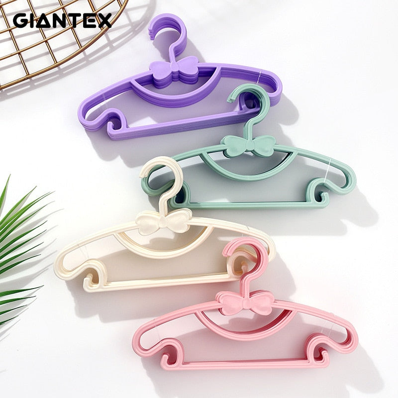 5/10/20pcs Kids Clothes Hanger Racks Portable Plastic Display Hangers Windproof Children Coats Hanger Baby Clothing Organizer